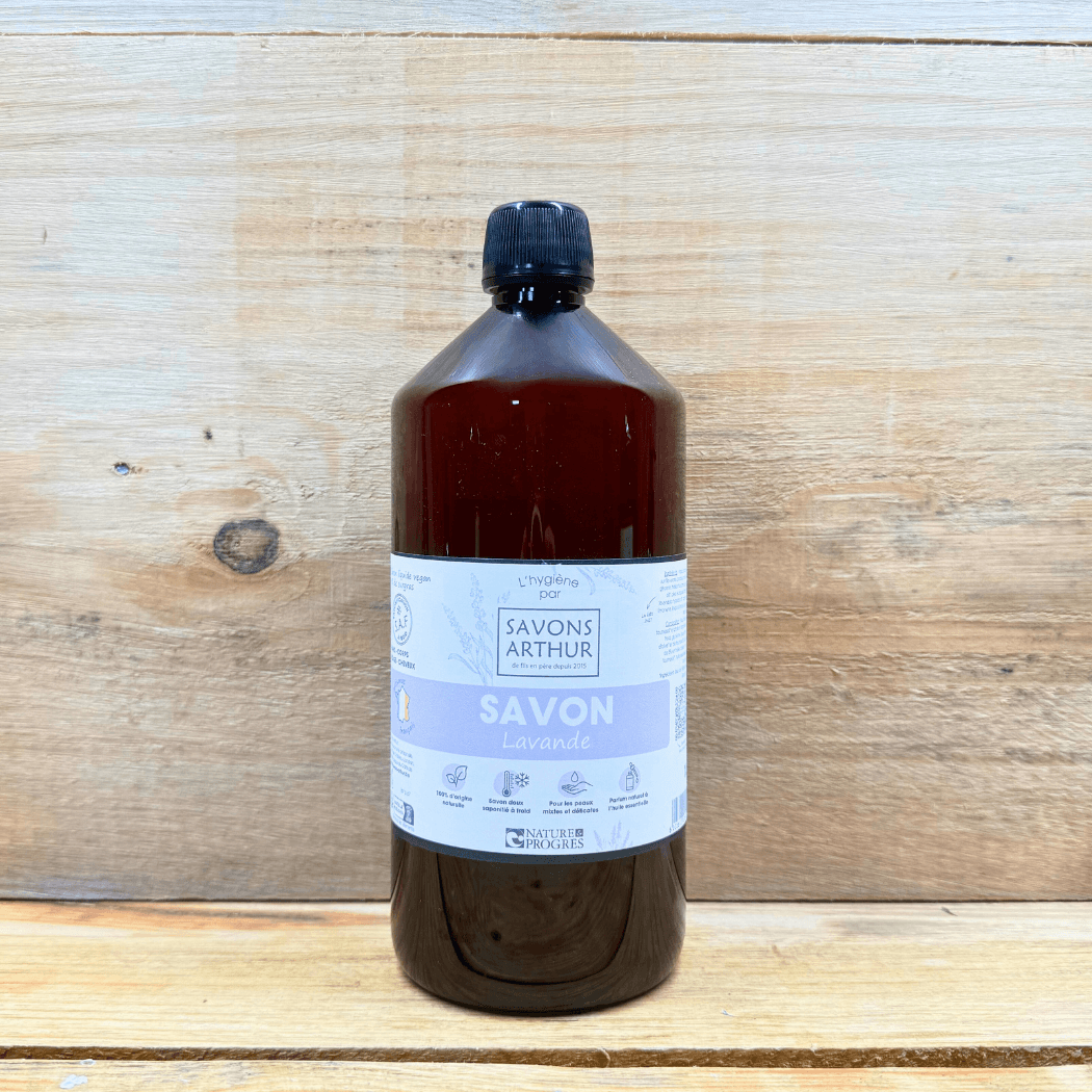 Savon liquide lavande antiparasitaire. Saponifié à froid 8% surgras