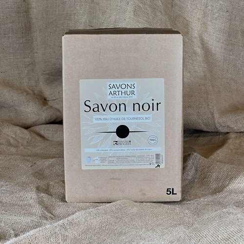 Savon noir liquide en pack